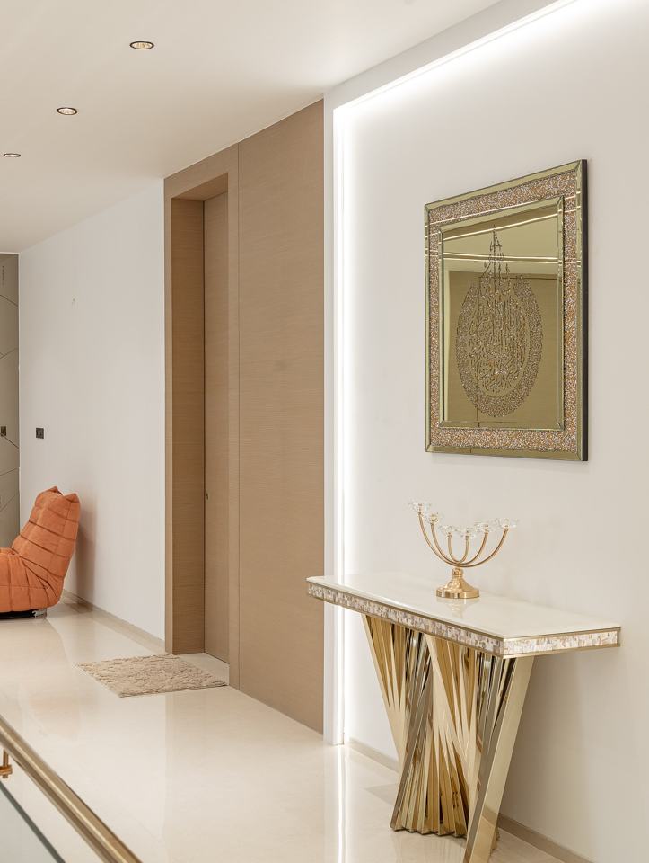 Elegance begins at the entrance – photo 9