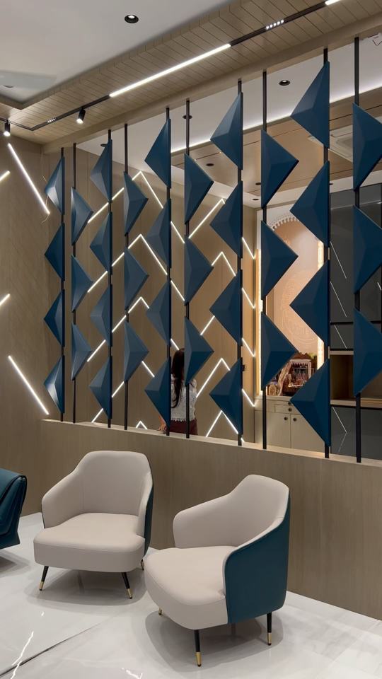 The PEACOCK BLUE partition