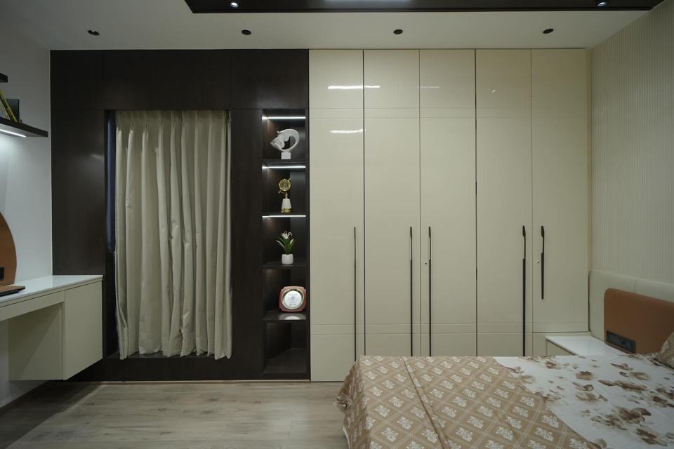 Simplicity at its best in my white and brown bedroom – photo 4