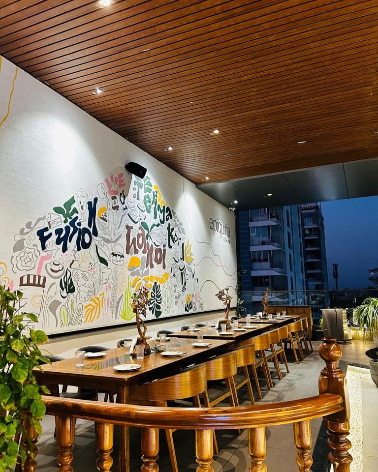 Experience our unique and inviting restaurant ambiance