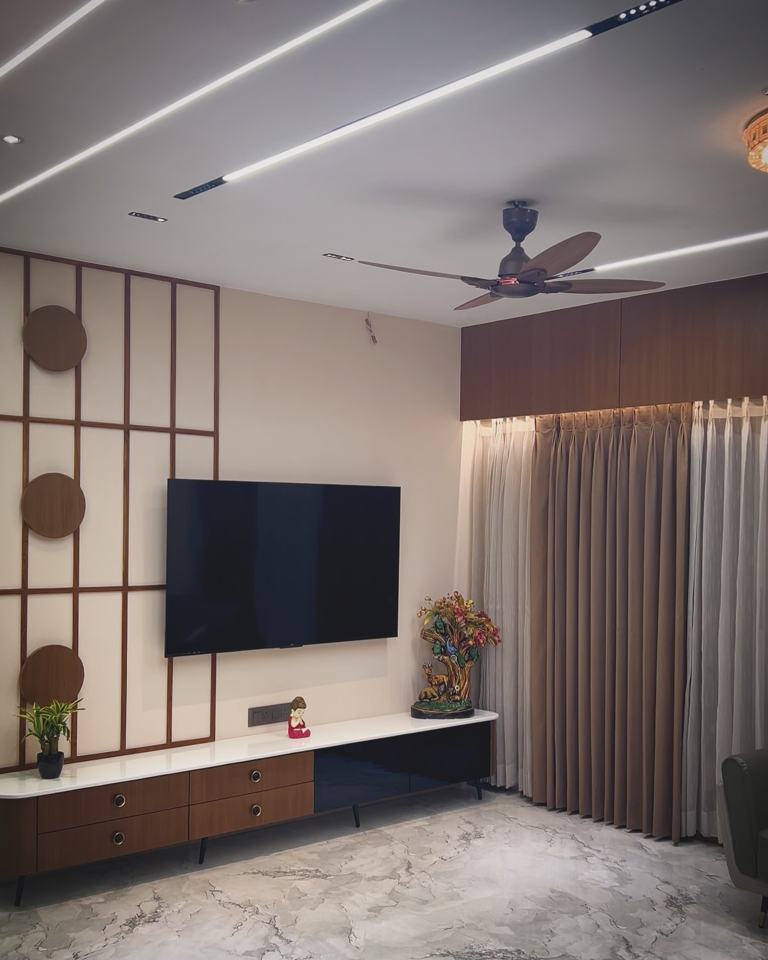 Living room design with minimal panelling