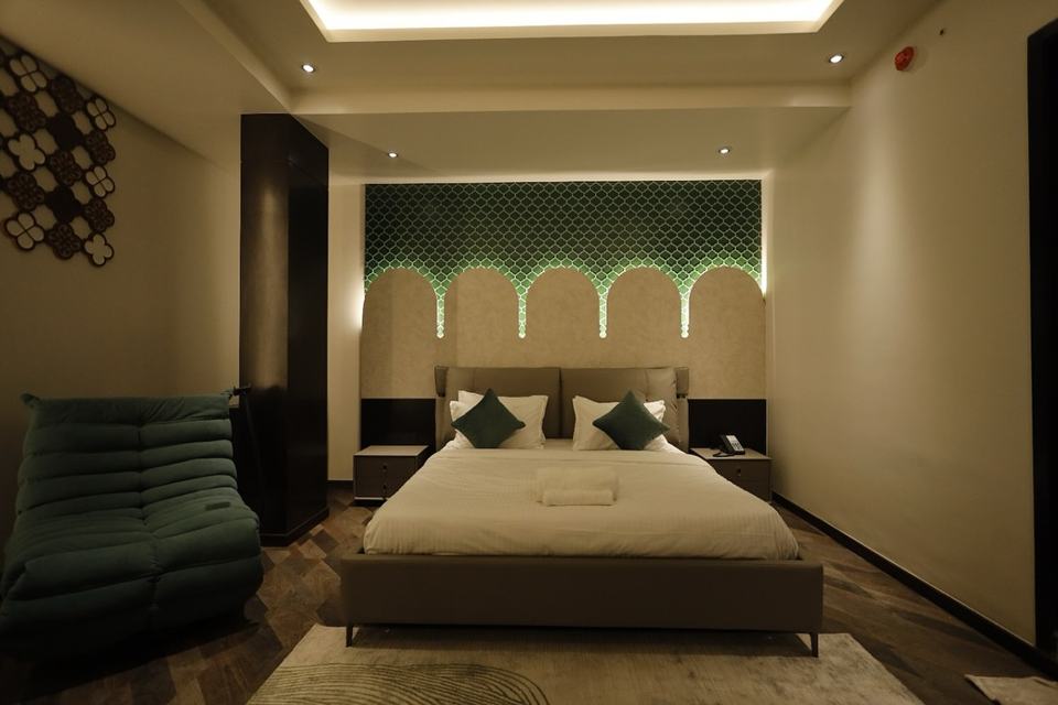 Step into the mystique of Turkey with our opulent Turkish-themed… – photo 3
